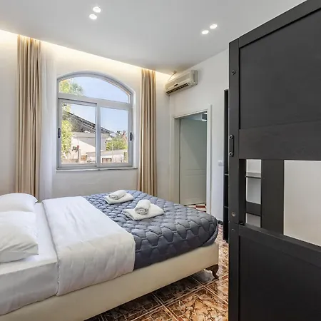 Hotel Shiroka Stays