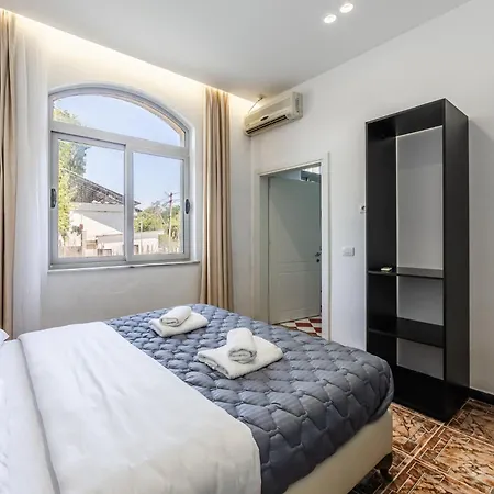 Hotel Shiroka Stays *